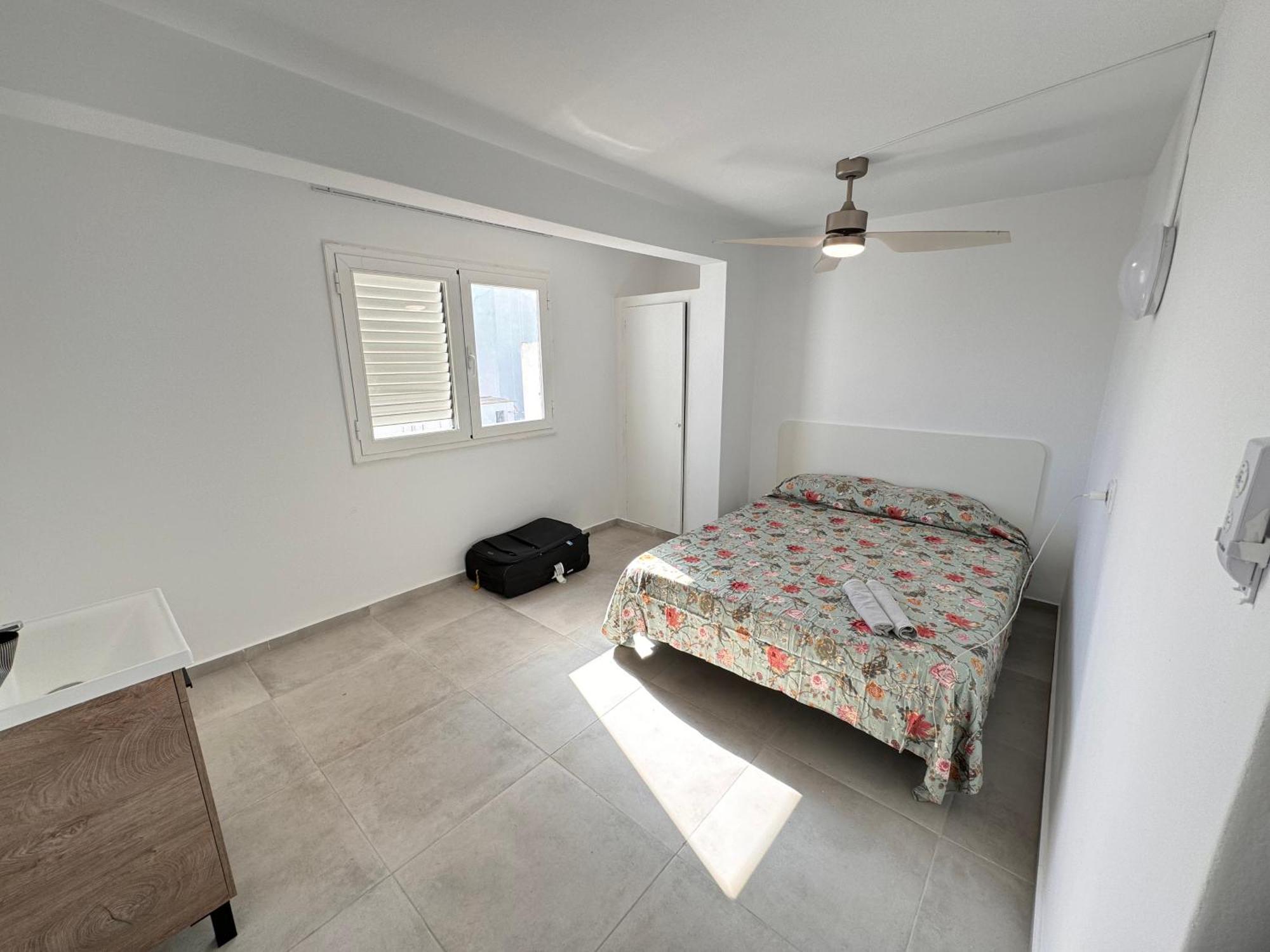 Hotel Hostal Cisne Sant Antoni de Portmany Esterno foto