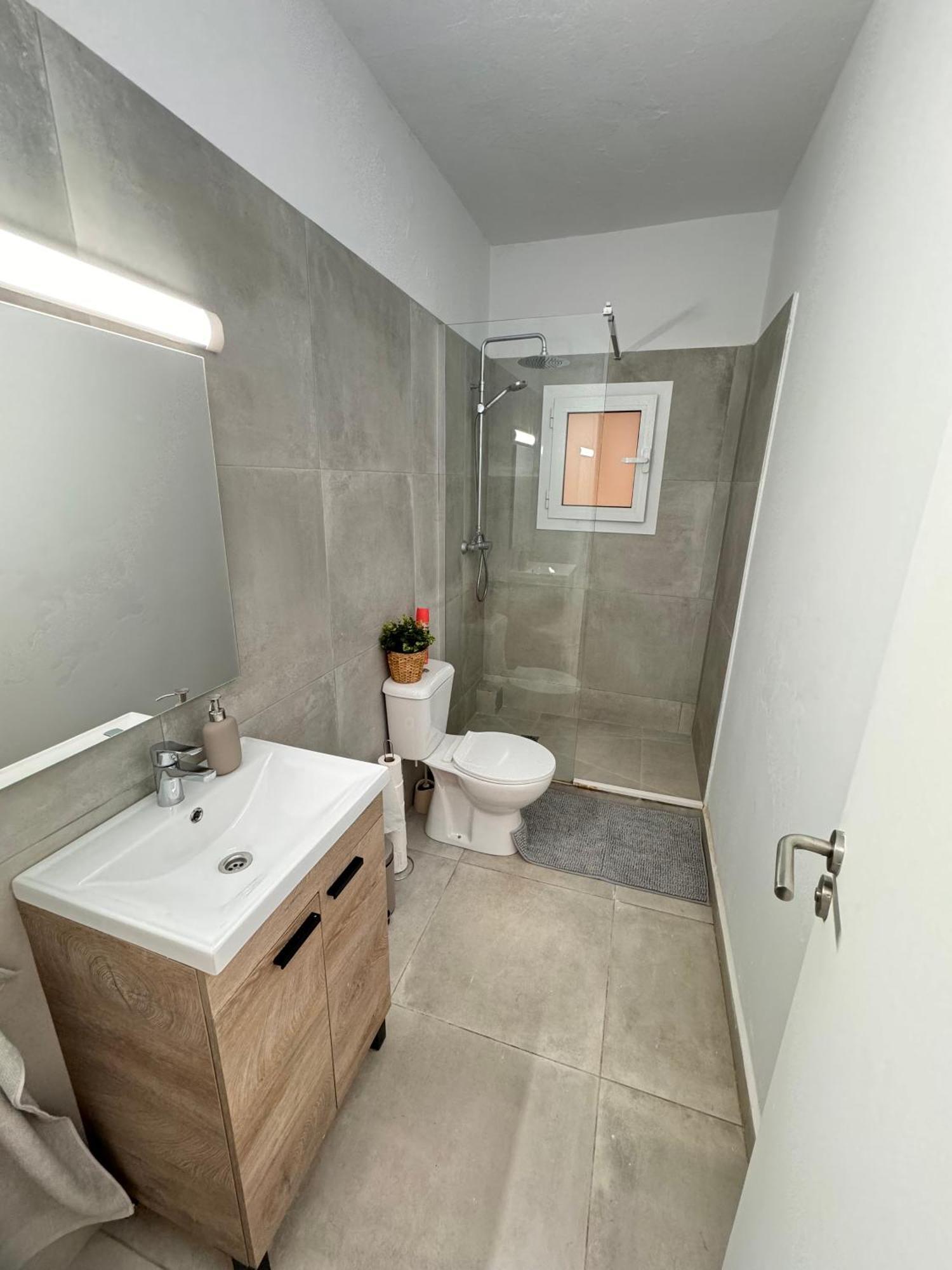 Hotel Hostal Cisne Sant Antoni de Portmany Esterno foto